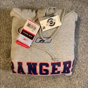 New York Rangers sweatshirt